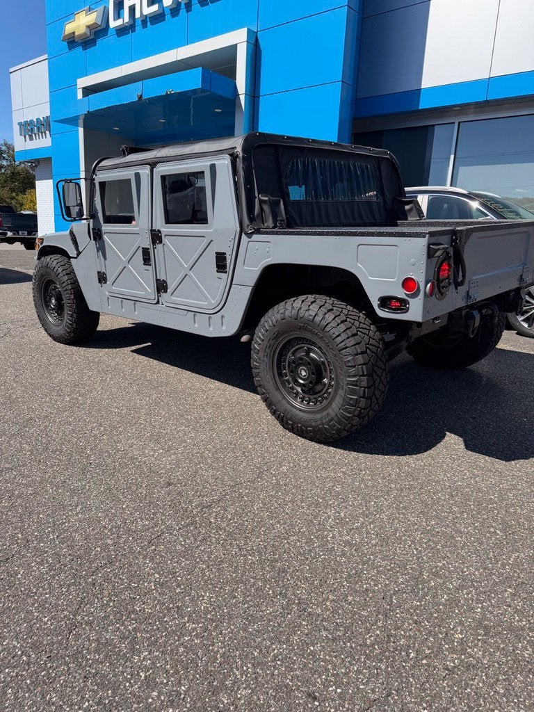 1995 Hummer HUMVEE Base