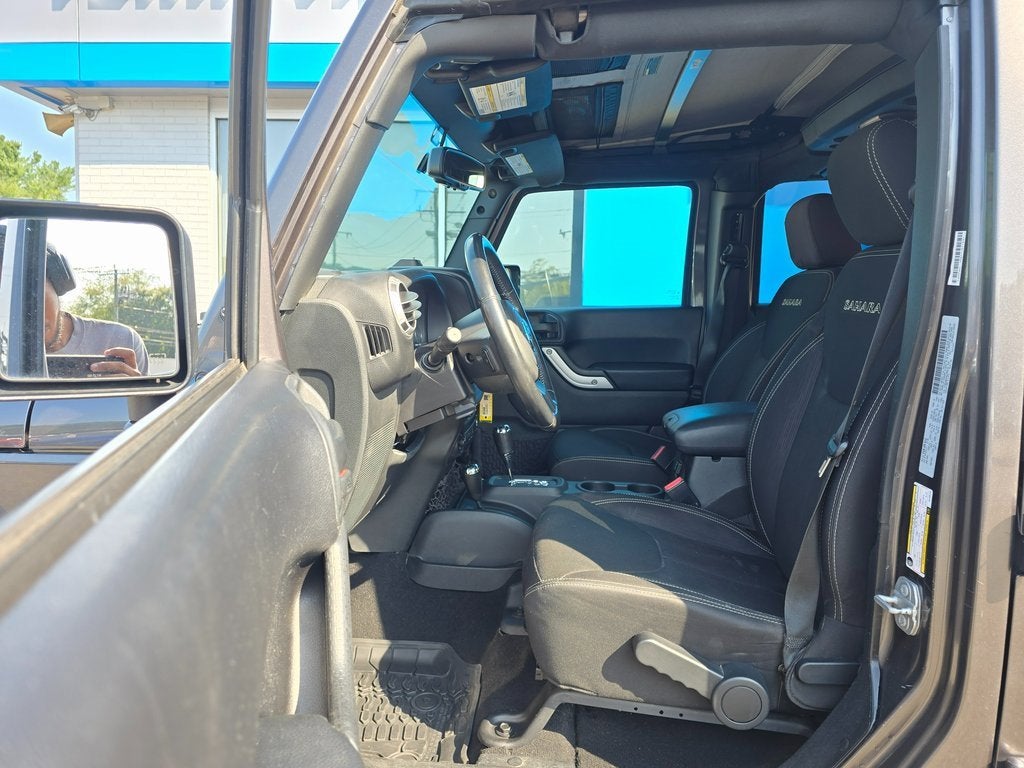 2016 Jeep Wrangler Unlimited Sahara