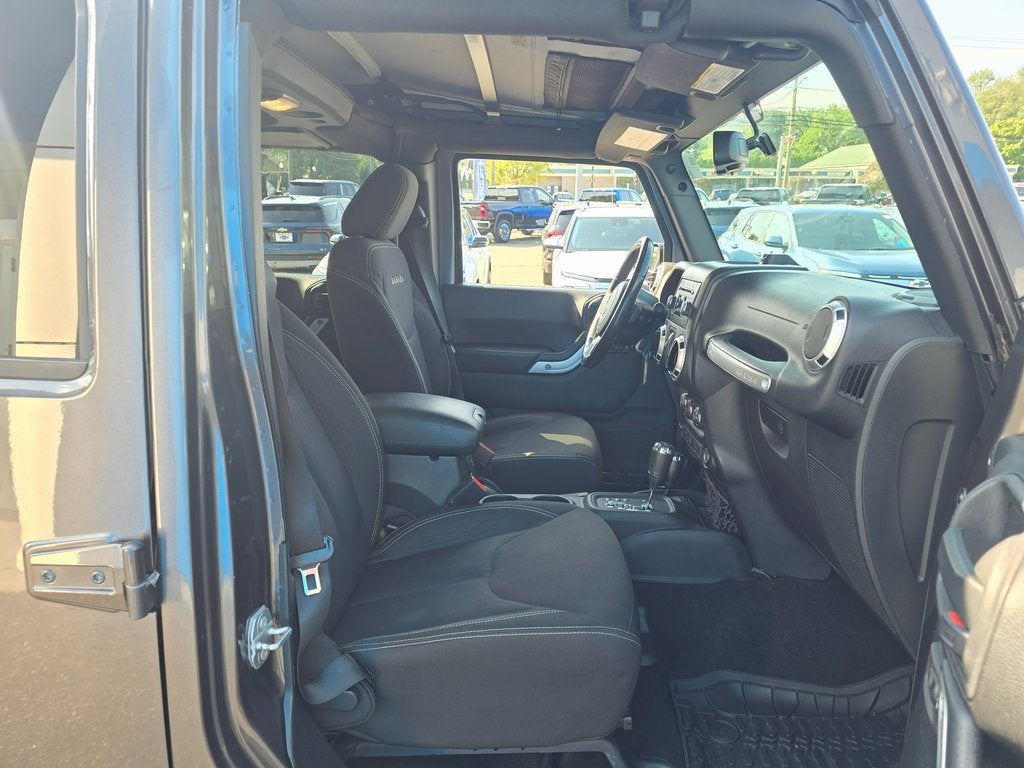 2016 Jeep Wrangler Unlimited Sahara