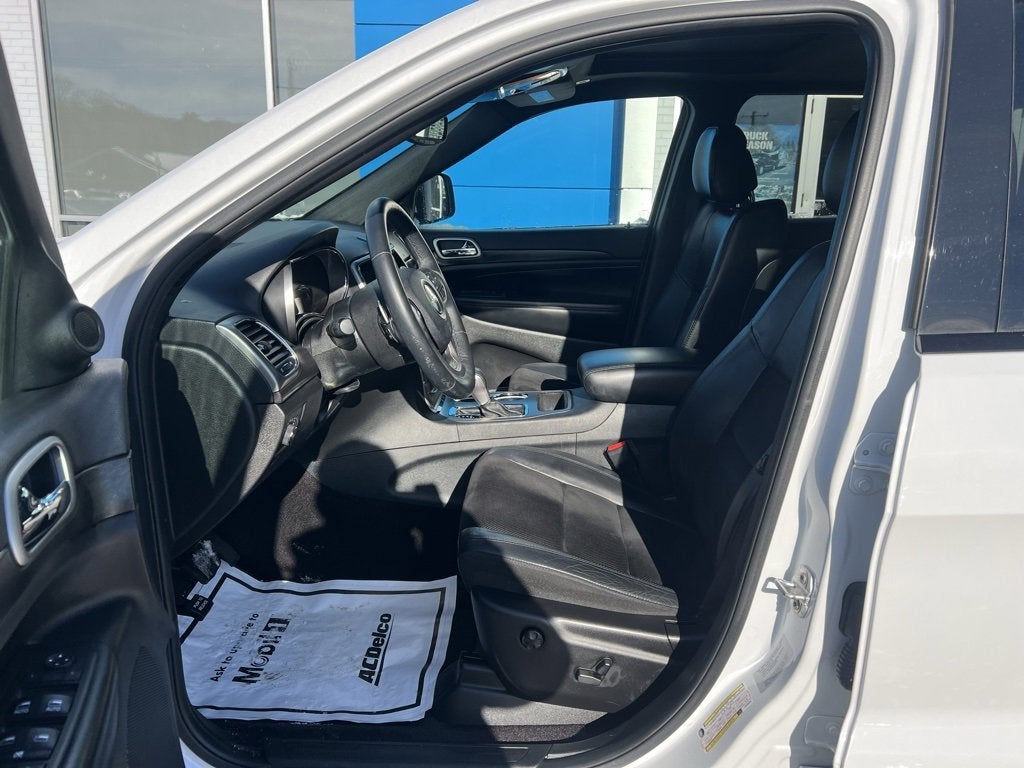 2017 Jeep Grand Cherokee Altitude