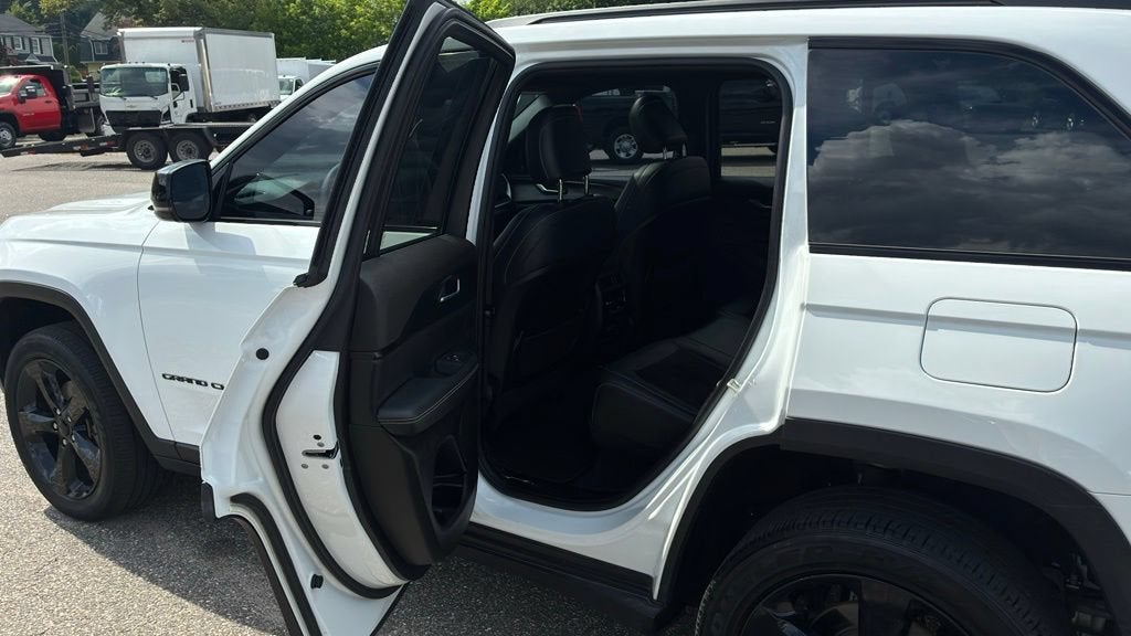 2023 Jeep Grand Cherokee Altitude