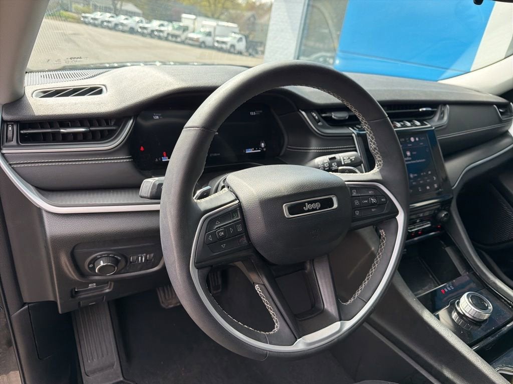 2023 Jeep Grand Cherokee L Laredo