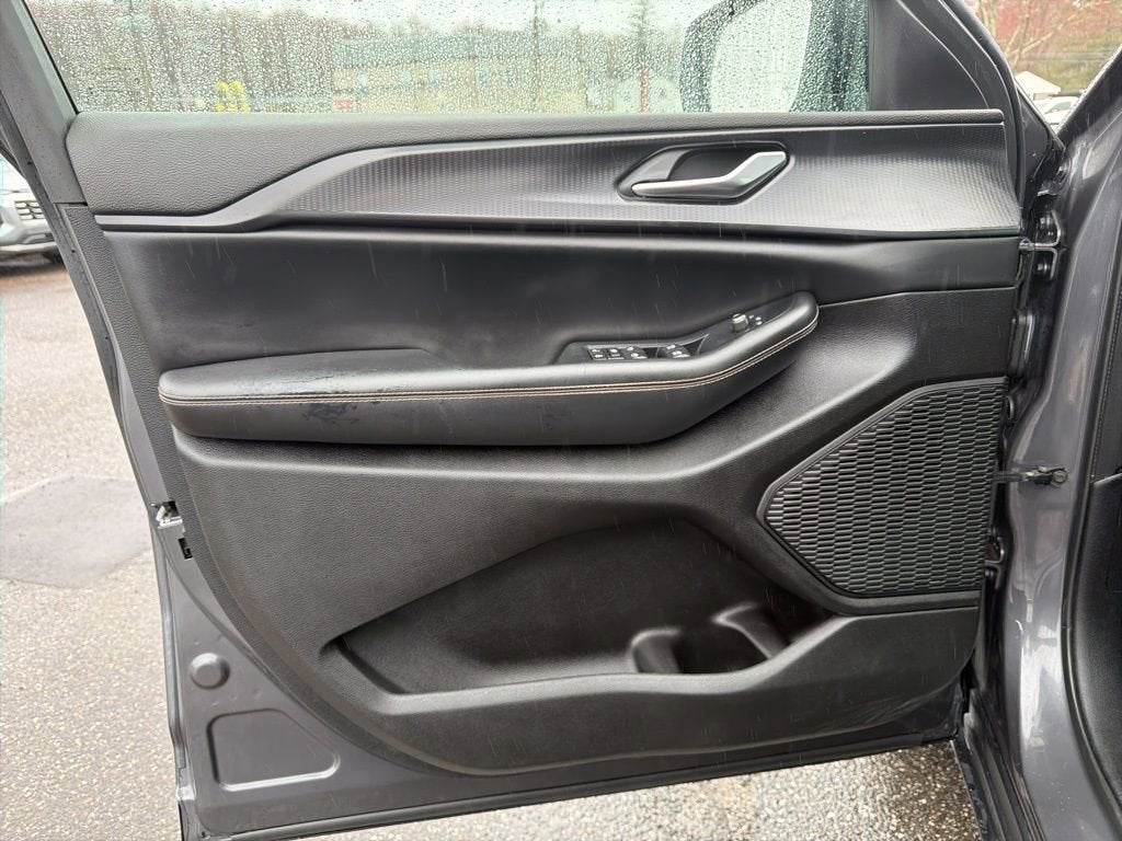 2023 Jeep Grand Cherokee L Laredo X