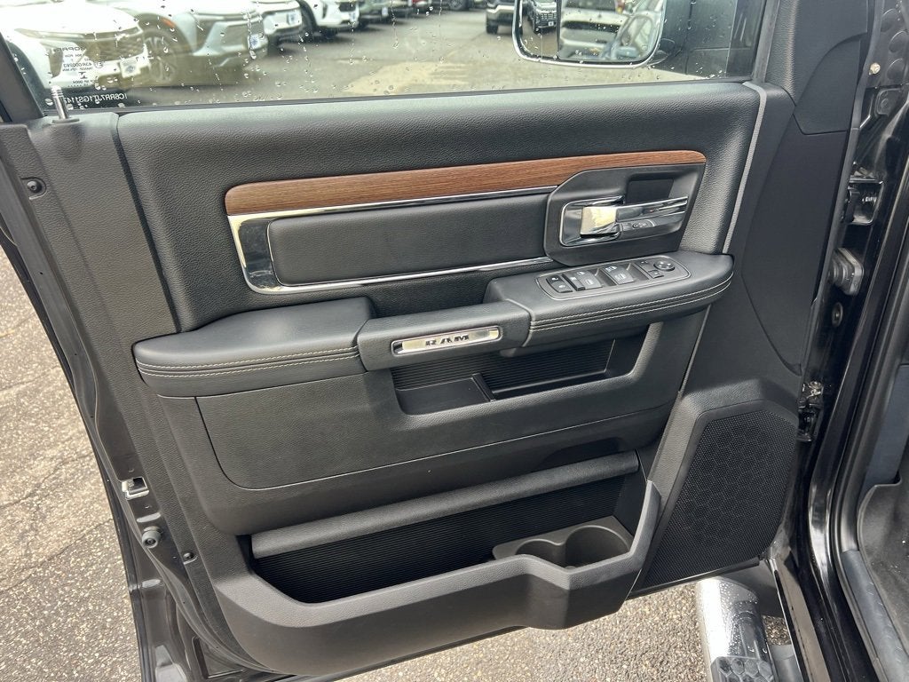 2016 RAM 1500 Laramie