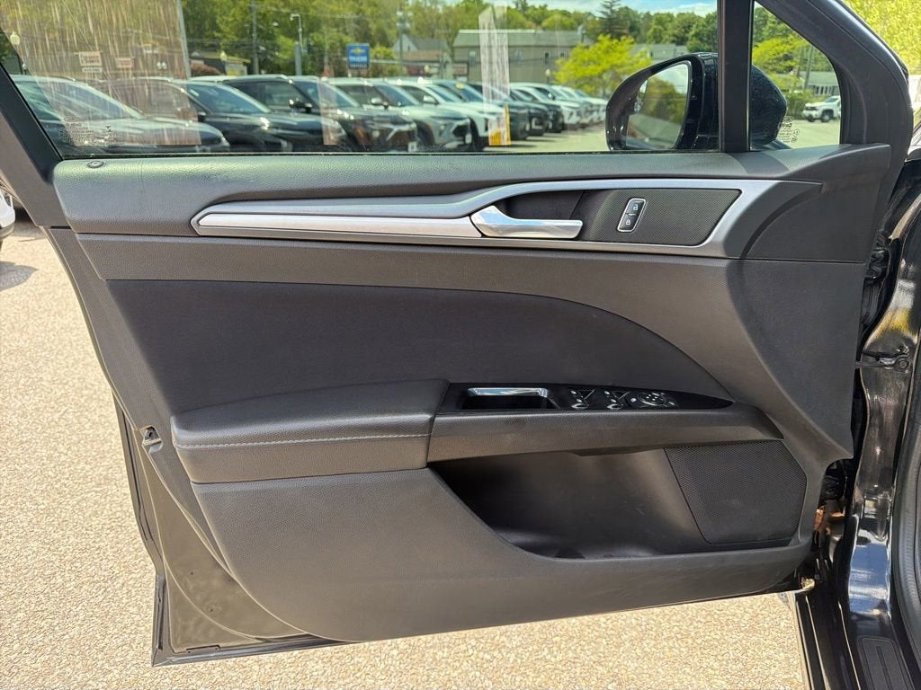 2015 Ford Fusion SE