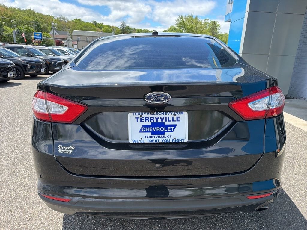 2015 Ford Fusion SE