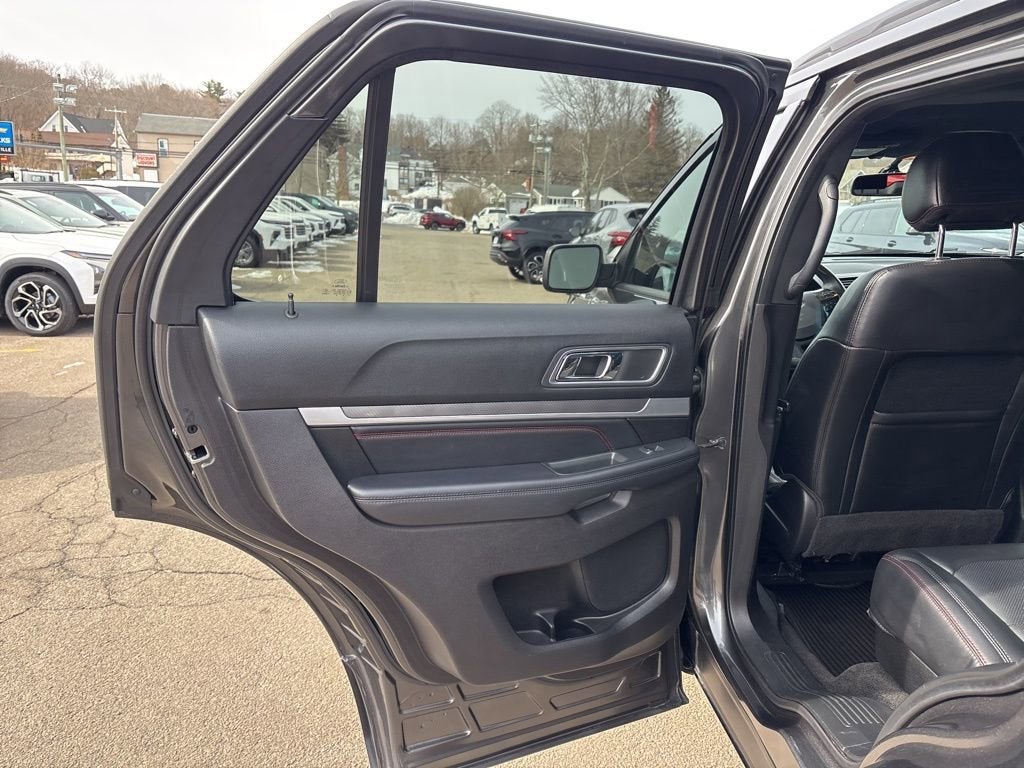 2016 Ford Explorer Sport