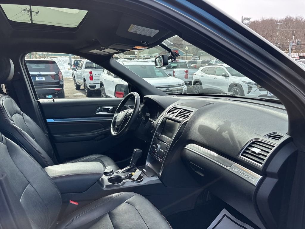 2016 Ford Explorer Sport