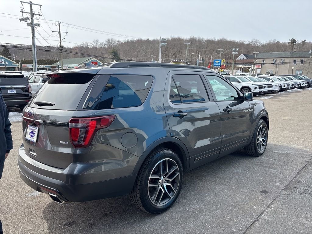 2016 Ford Explorer Sport