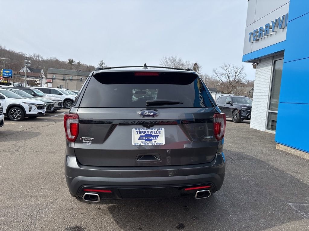 2016 Ford Explorer Sport