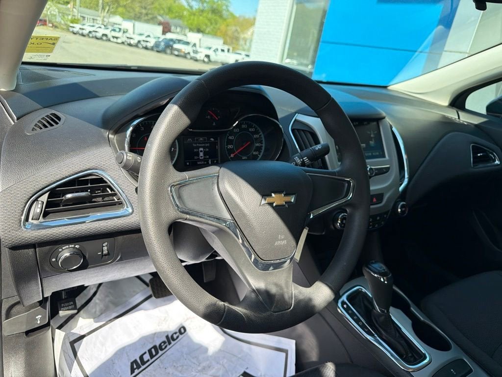 2018 Chevrolet Cruze LS