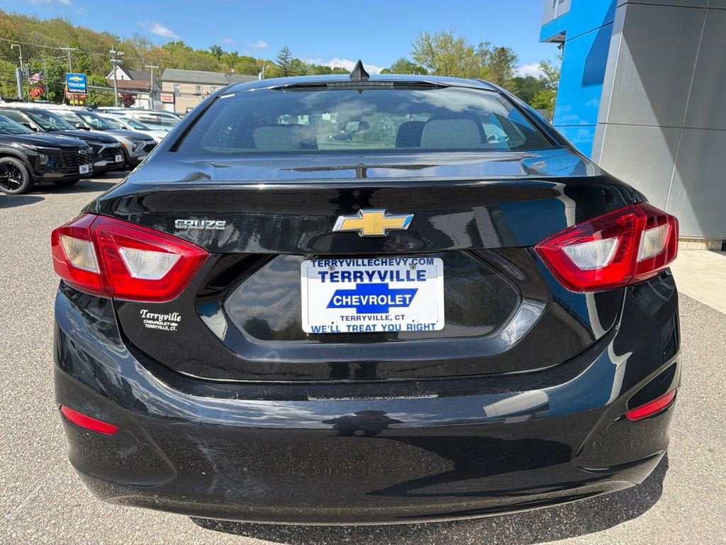 2018 Chevrolet Cruze LS