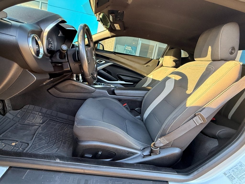 2019 Chevrolet Camaro 1LT