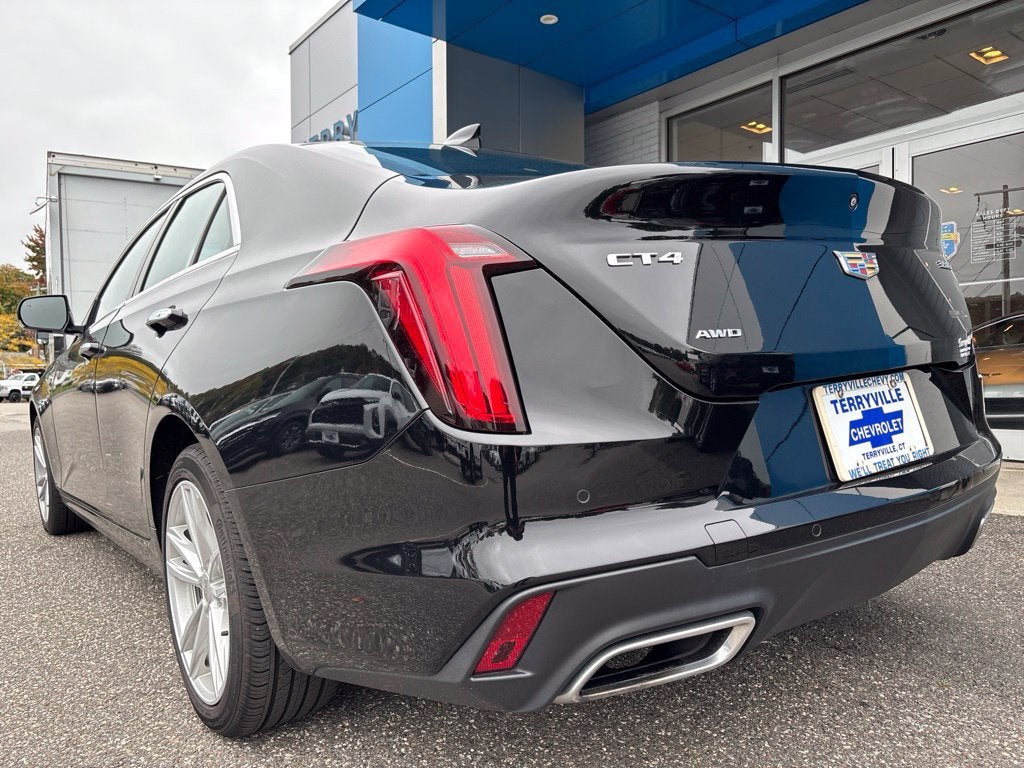 2024 Cadillac CT4 Luxury