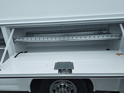 2026 Chevrolet Express Cutaway 3500 1WT