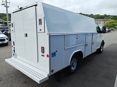 2026 Chevrolet Express Cutaway 3500 1WT