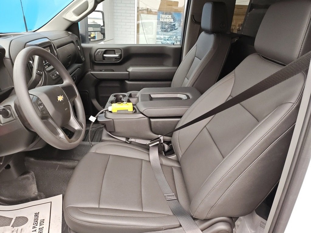 2025 Chevrolet Silverado 3500 HD Chassis Cab Work Truck