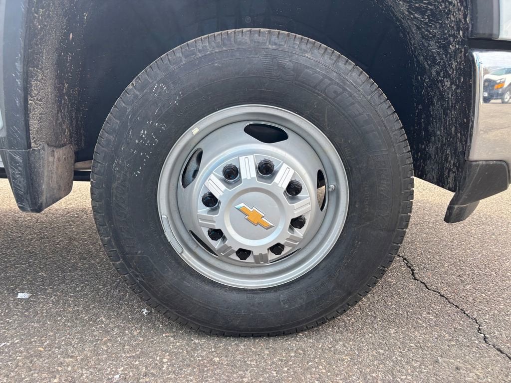 2025 Chevrolet Silverado 3500 HD Chassis Cab Work Truck