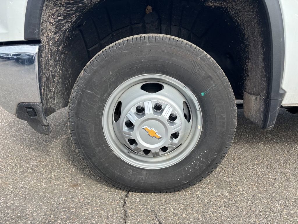 2025 Chevrolet Silverado 3500 HD Chassis Cab Work Truck