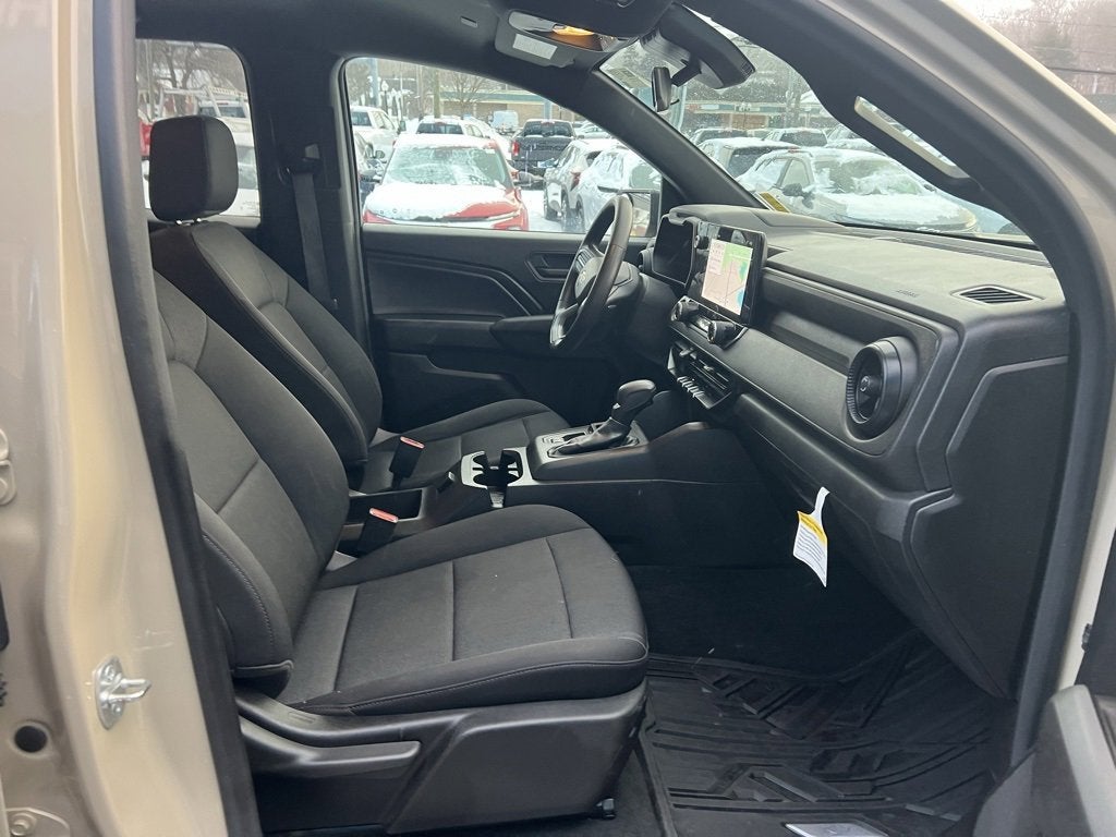 2024 Chevrolet Colorado WT