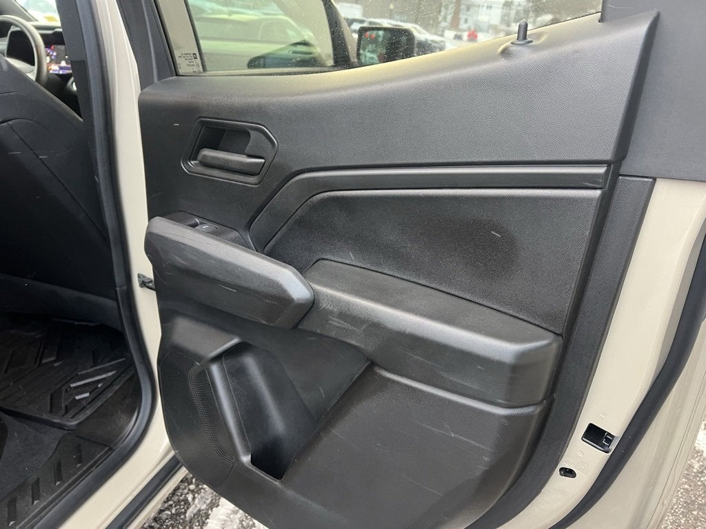 2024 Chevrolet Colorado WT