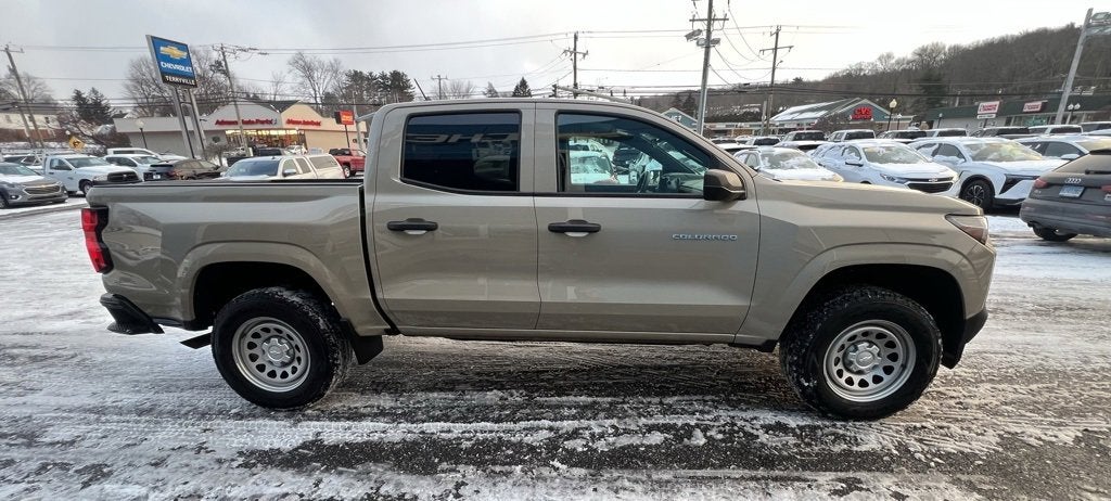 2024 Chevrolet Colorado WT