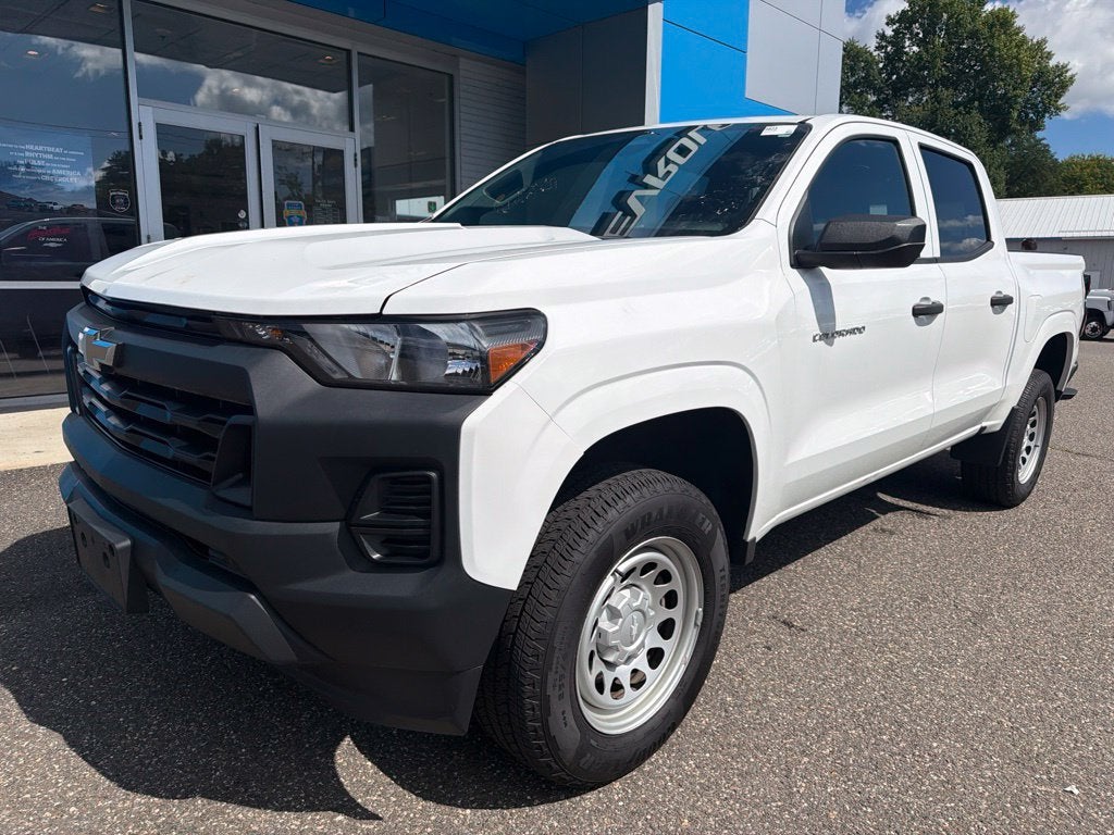 2024 Chevrolet Colorado WT