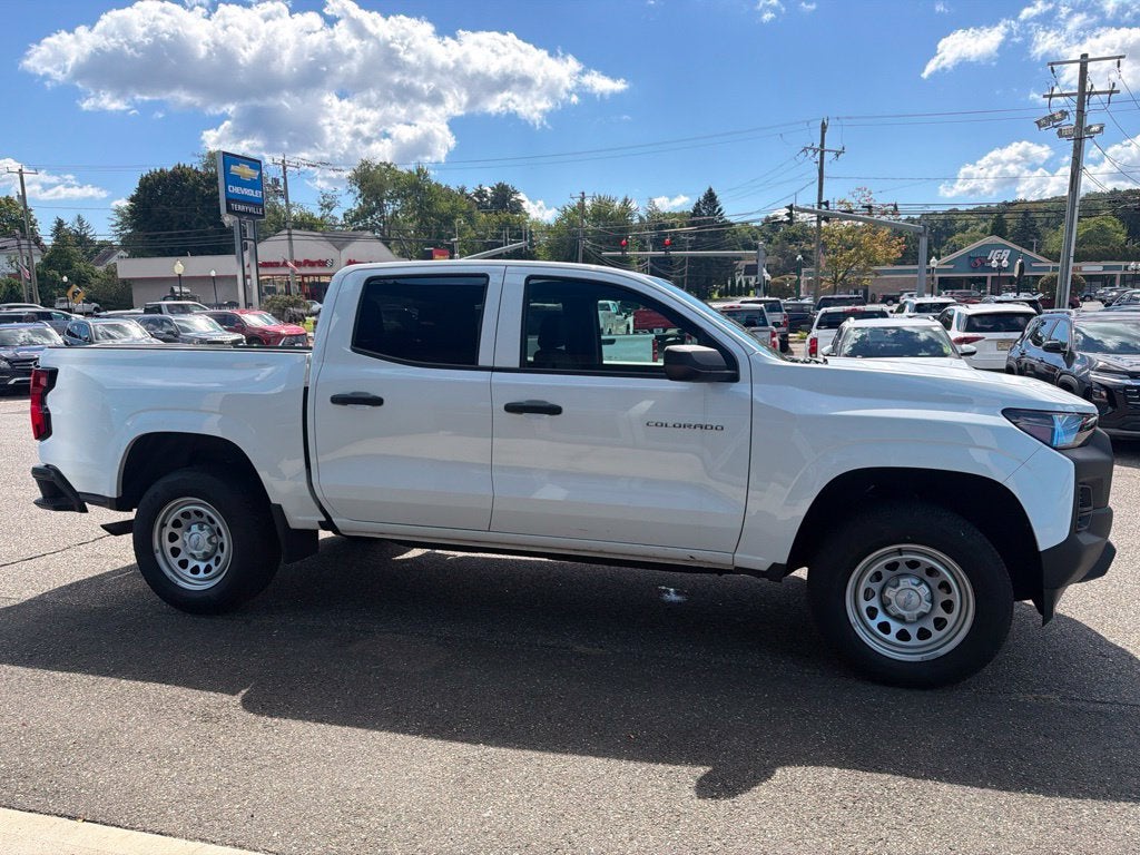 2024 Chevrolet Colorado WT