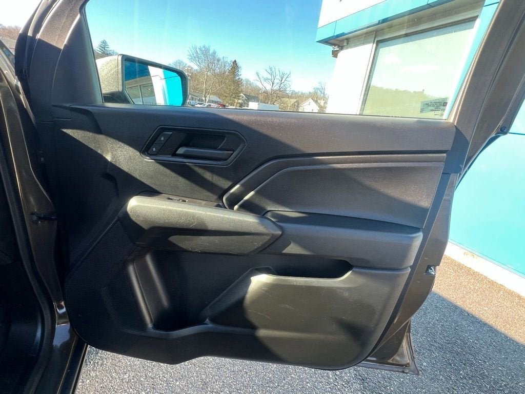 2024 Chevrolet Colorado WT