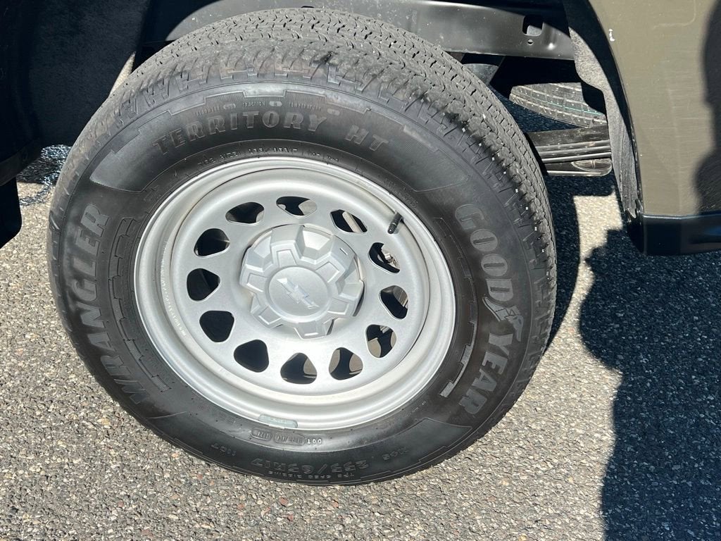 2024 Chevrolet Colorado WT