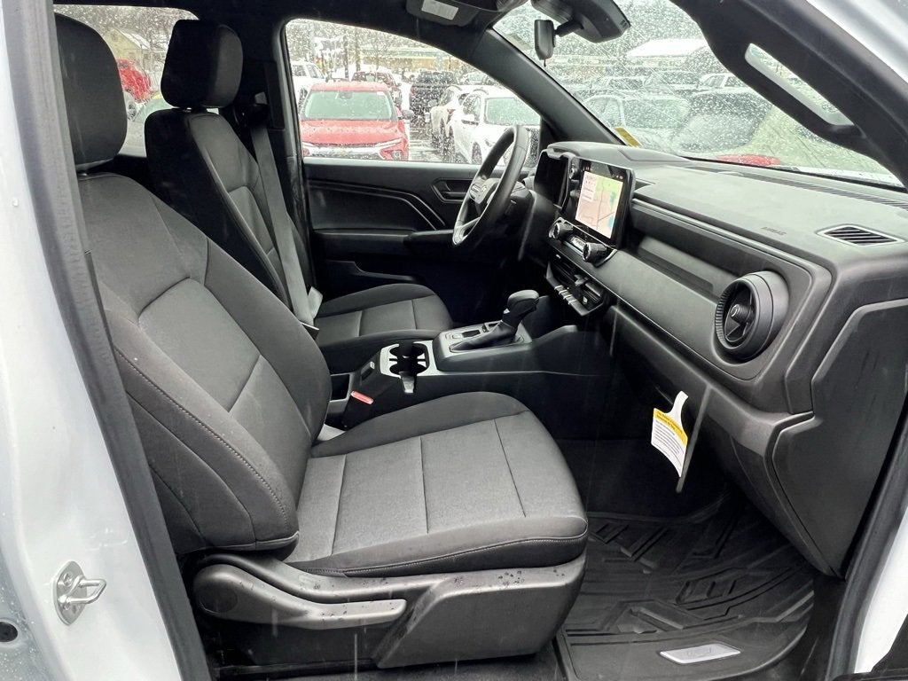 2024 Chevrolet Colorado WT