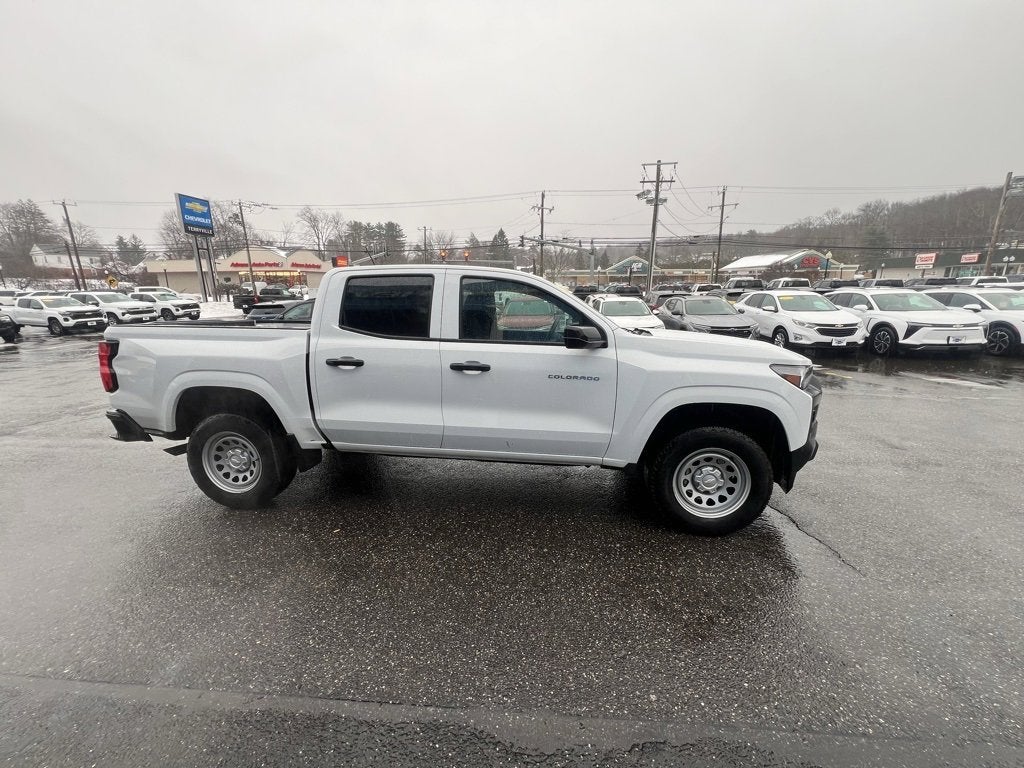 2024 Chevrolet Colorado WT