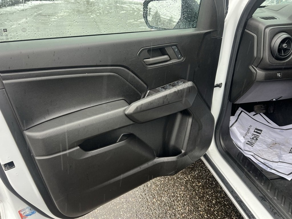 2024 Chevrolet Colorado WT