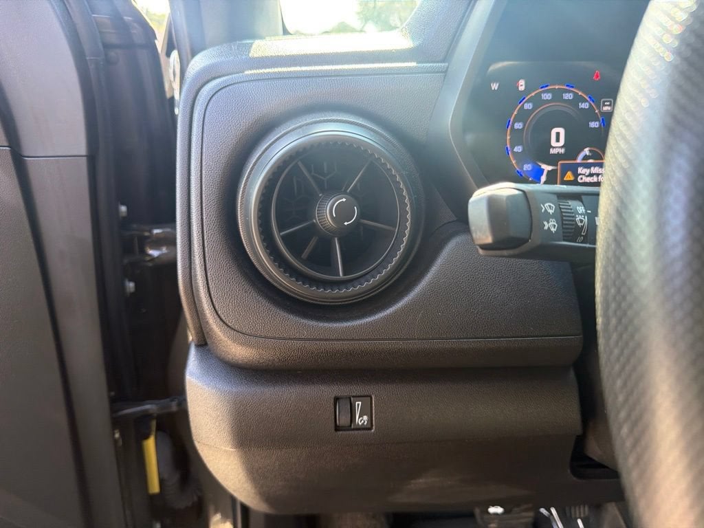 2024 Chevrolet Colorado WT