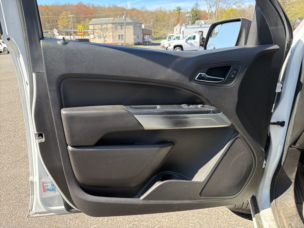 2021 Chevrolet Colorado LT - Photo 10