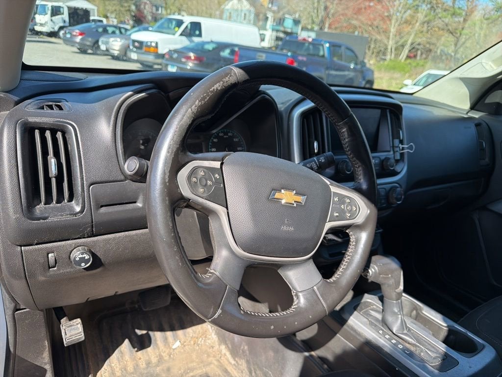 2021 Chevrolet Colorado LT - Photo 13