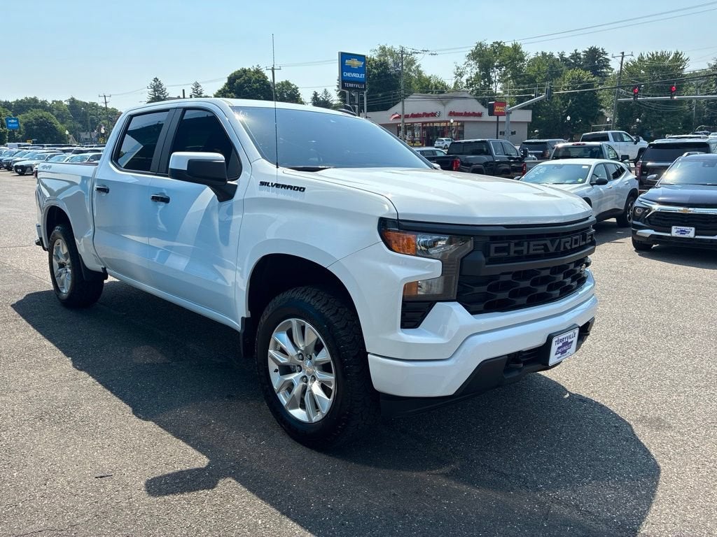 2023 Chevrolet Silverado 1500 Custom