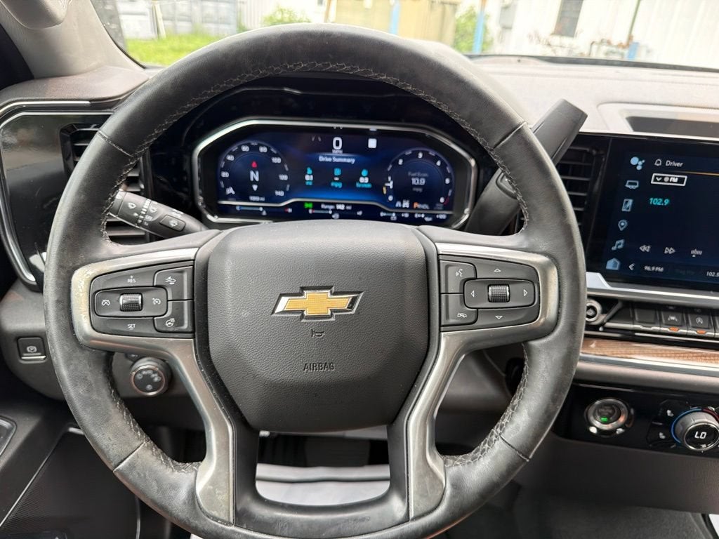 2023 Chevrolet Silverado 1500 LT (2FL)