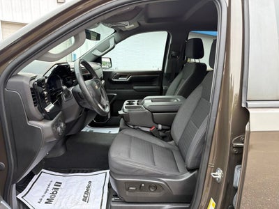 2023 Chevrolet Silverado 1500 LT (2FL)