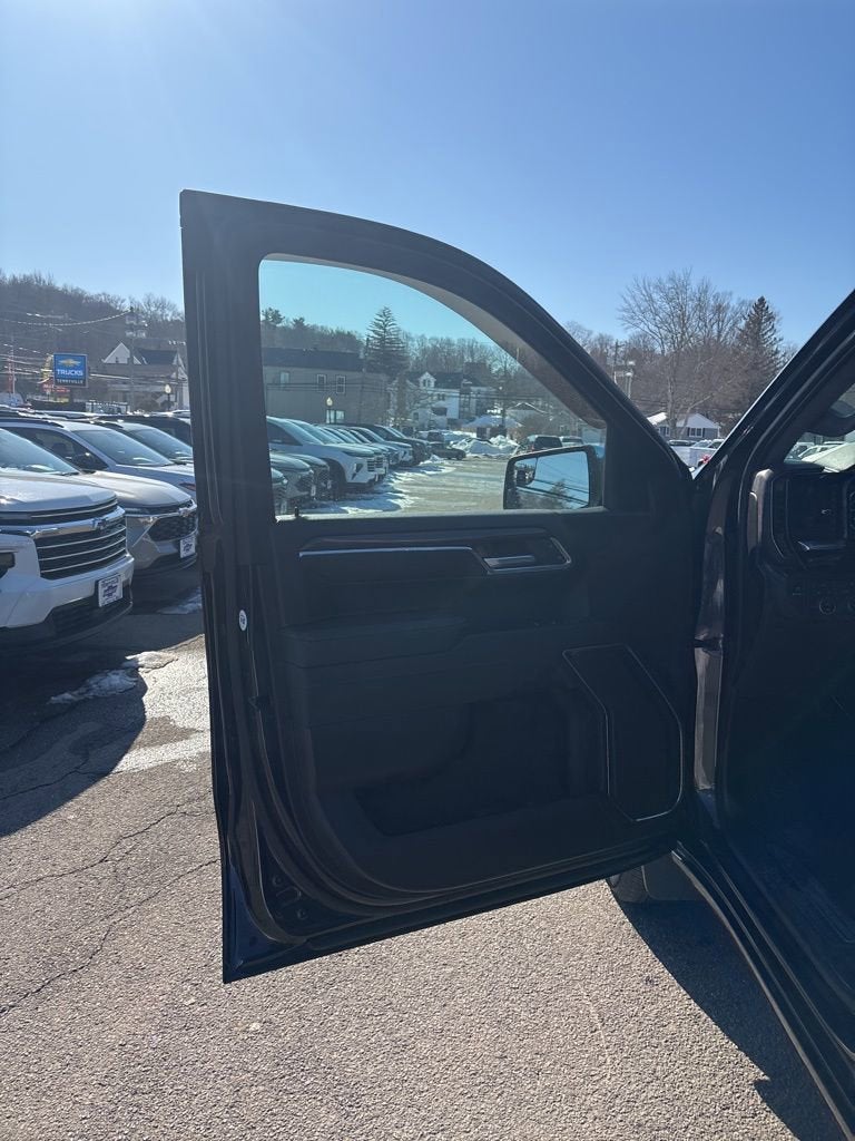 2022 Chevrolet Silverado 1500 LT (2FL)