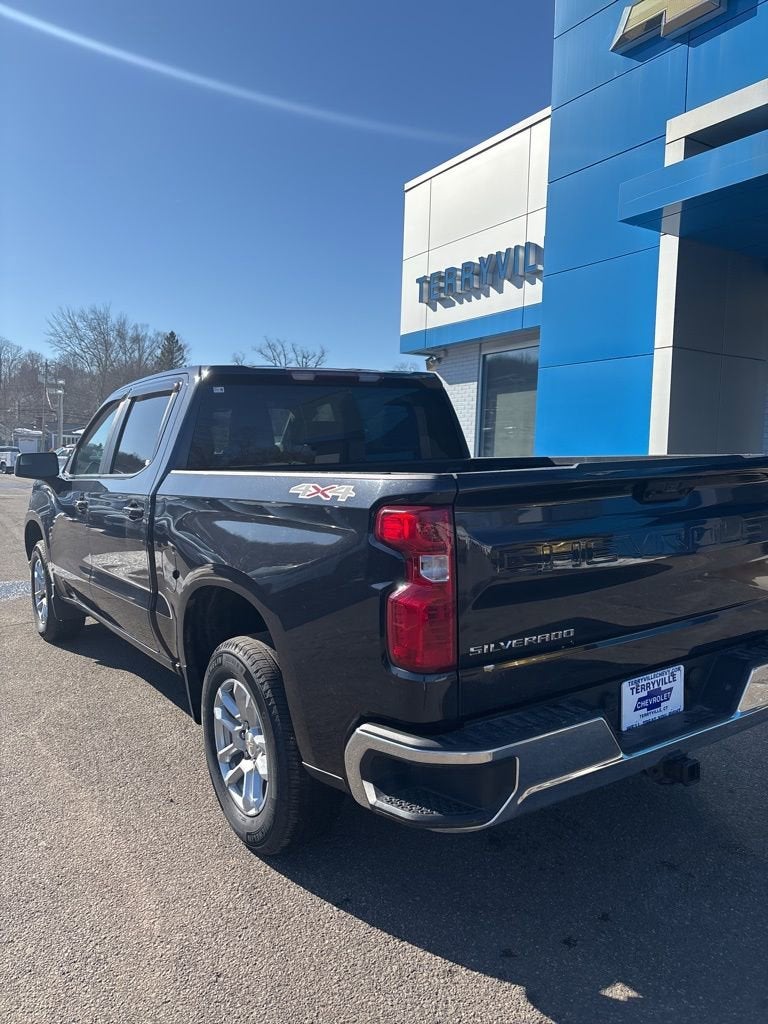 2022 Chevrolet Silverado 1500 LT (2FL)