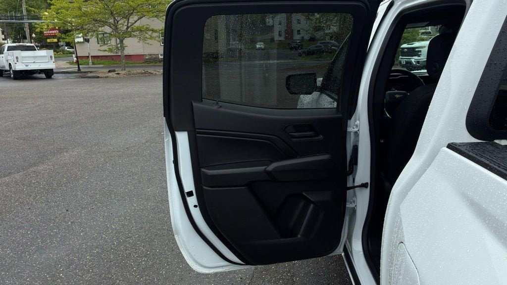 2025 Chevrolet Colorado WT/LT