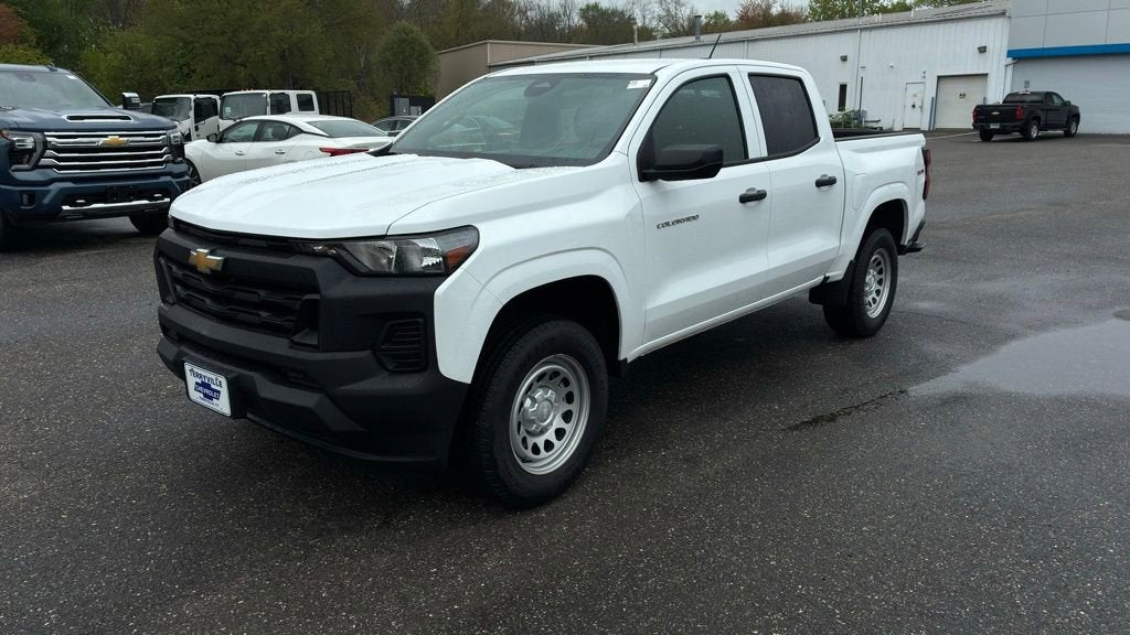 2025 Chevrolet Colorado WT/LT