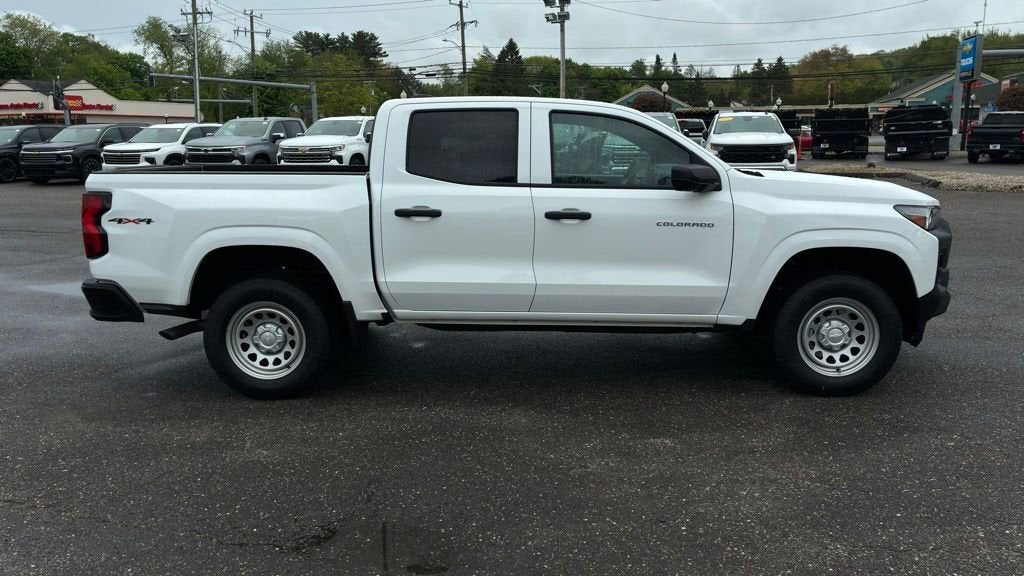 2025 Chevrolet Colorado WT/LT