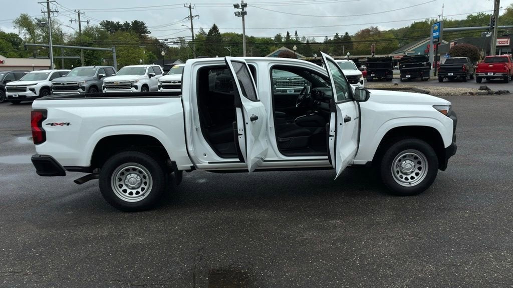 2025 Chevrolet Colorado WT/LT