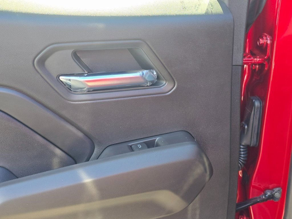 2025 Chevrolet Colorado WT/LT