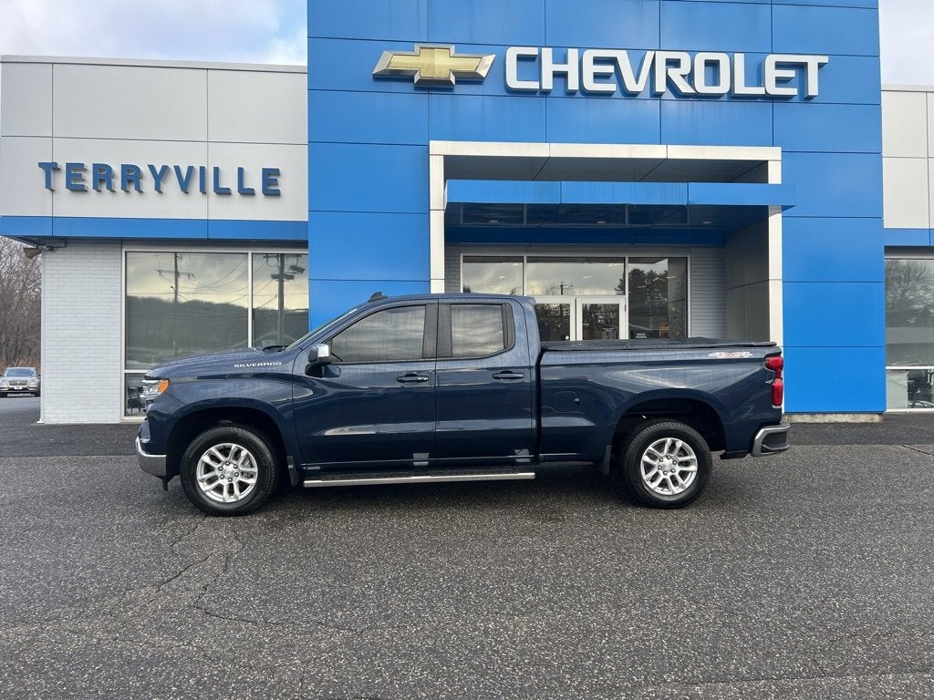 2022 Chevrolet Silverado 1500 LT (2FL)