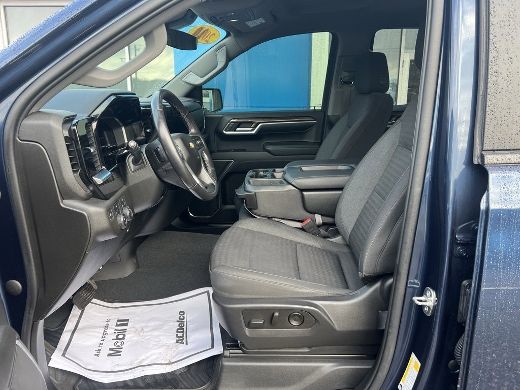 2022 Chevrolet Silverado 1500 LT (2FL)