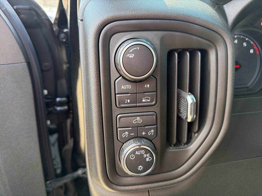 2019 Chevrolet Silverado 1500 Custom