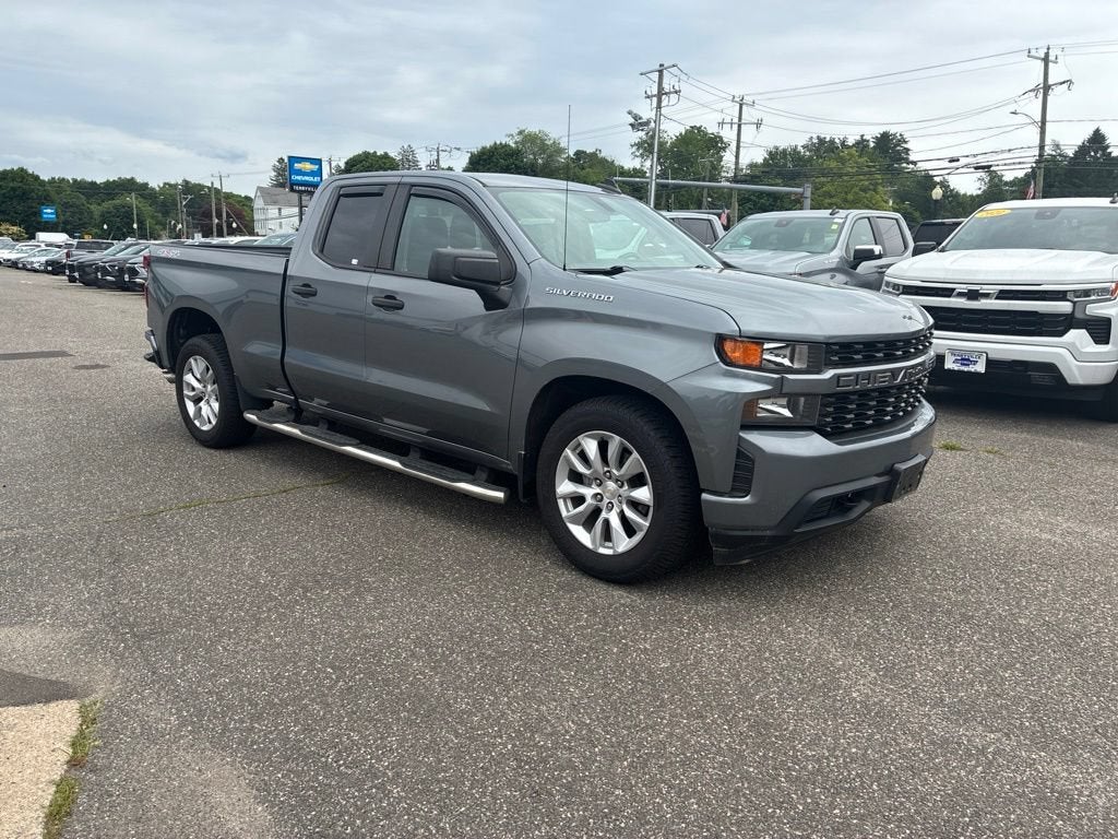 2020 Chevrolet Silverado 1500 Custom